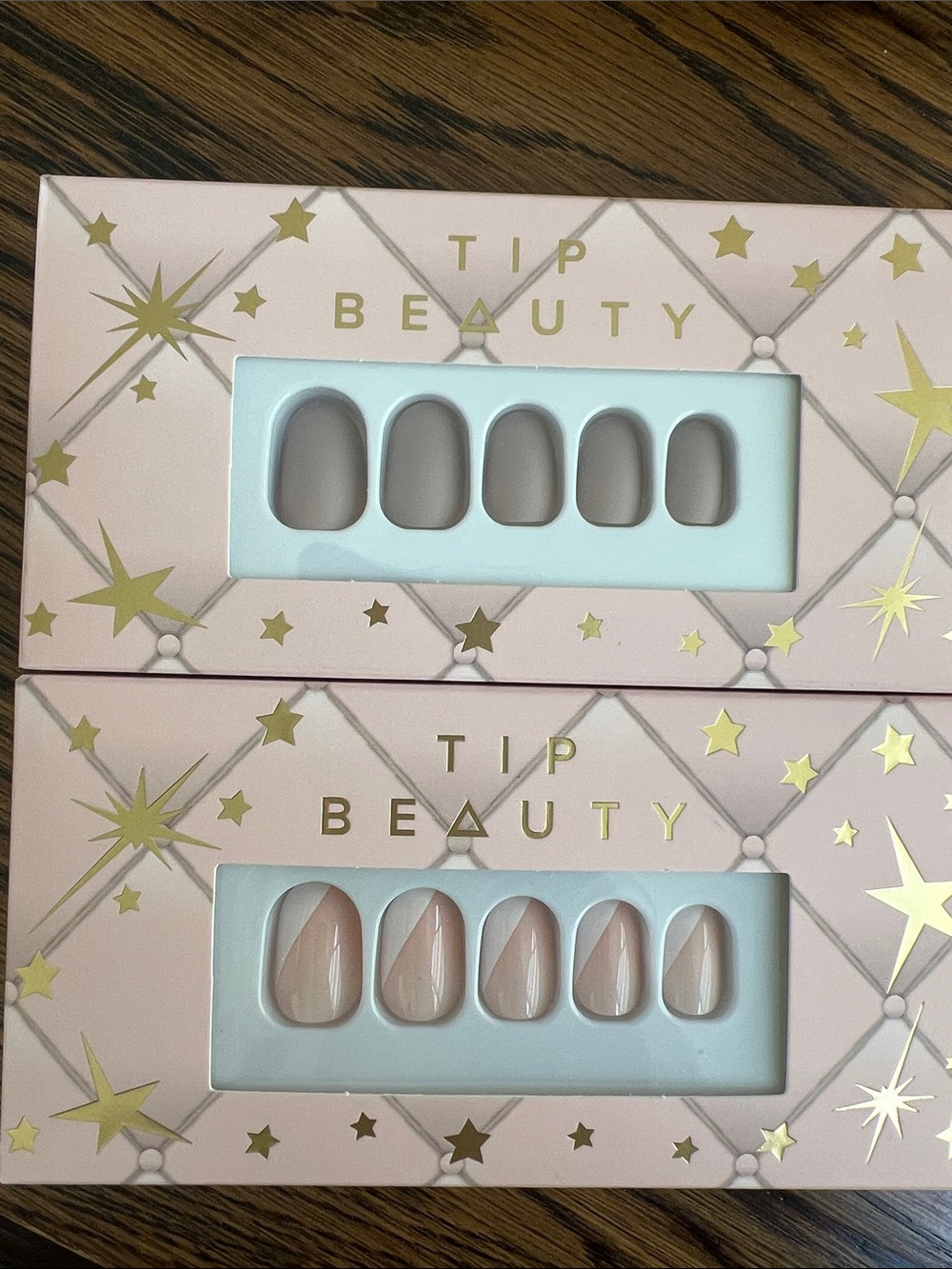 Tip Beauty glue on nails, 2 sets NWT